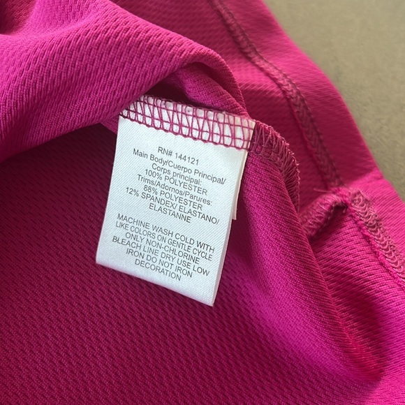 Like new womens golf ⛳️ shirt in size XL by Bette Court - Picture 4 of 5